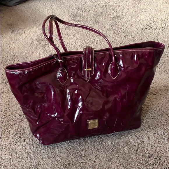 Dooney & Bourke Handbags - Purple Dooney and Bourke tote